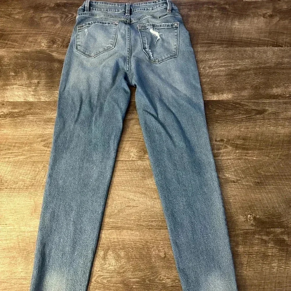 KanCan Distressed Button Fly Capri Jeans size 26 - Picture 3 of 6